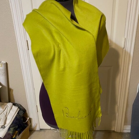 Burberry Lime Green Scarf (rare) 100% cashmere wool. NWT - Picture 1 of 3
